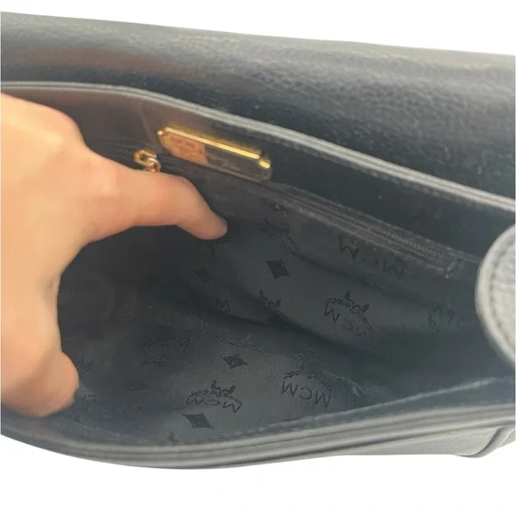 Preloved MCM Vintage Black Crossbody Bag w/ Adjustable Strap - Picture 9 of 15